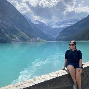 Meet your Posher, Breanna